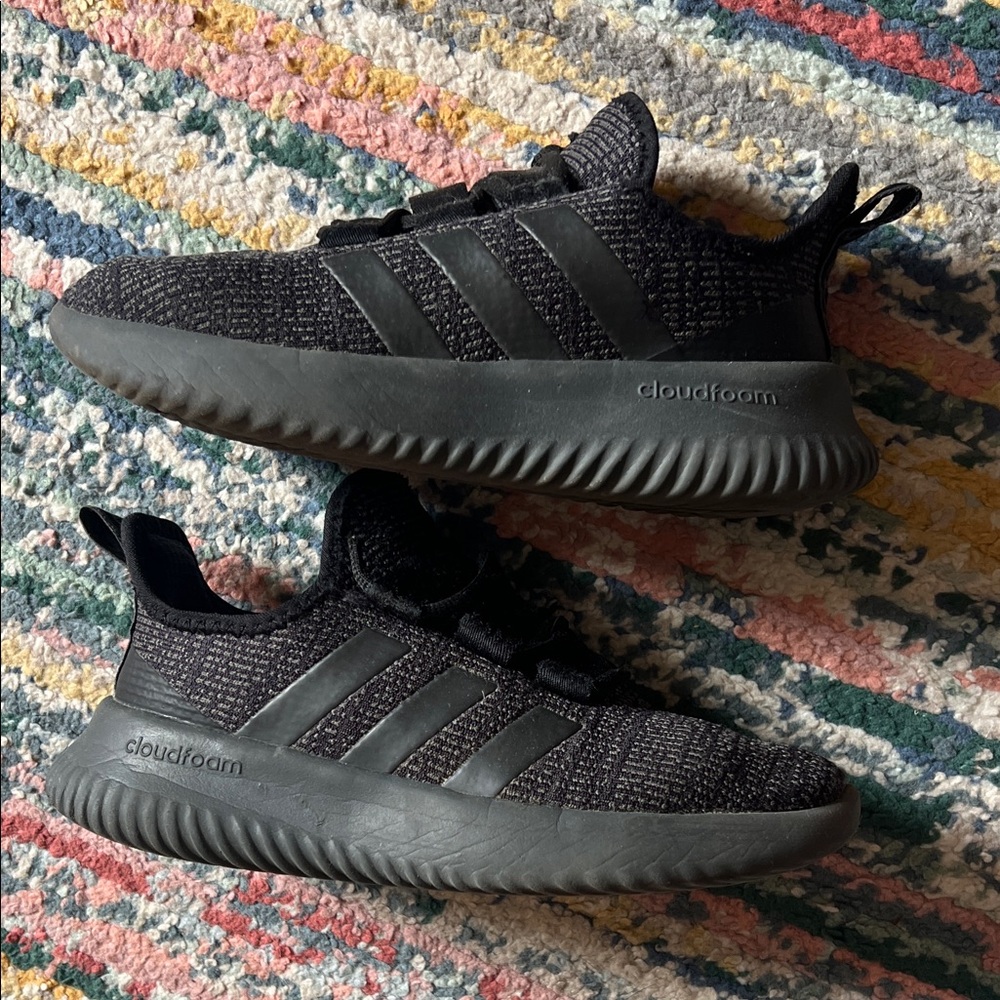 Adidas cloud foam sneakers
